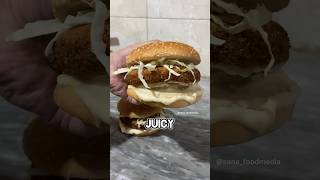 Today I made Juiciest Burger 🍔 which turned out really tasty 🤤🔥🤐 shortvideo shorts short [upl. by Eisele]