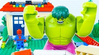 LEGO Hulks Day Off STOP MOTION LEGO Hulk And LEGO Spiderman  By LEGO Worlds [upl. by Eissoj]