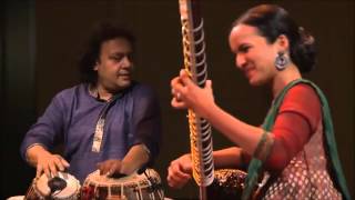 Anoushka Shankar e Patricia Kopatchinskaja  Raga Piloo [upl. by Clemmie206]