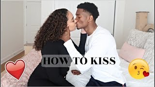 HOW TO KISS TUTORIAL [upl. by Gnilhsa]