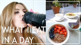 12 What I Eat In A Day  Niomi Smart [upl. by Ahseral982]