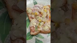 Bacchon ke tiffin ke liye Halka fulka nashta sandwich ytshorts food [upl. by Aromat]