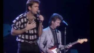 Huey Lewis Stuck with you LIVE [upl. by Dwight44]