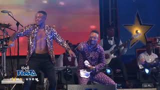 Alikiba na Christian Bella Wakionyeshana Ufundi Tigo Fiesta Grand Finale Dar [upl. by Jariv]