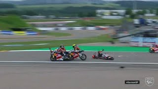 5 rider CRASH LAST LAP 2021 Sachsenring Red Bull Rookies Cup [upl. by Dnalon202]