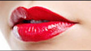 Perfect Red Lips Updated FallWinter Beauty Trends on the Runway [upl. by Hebe]