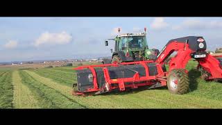 KUHN MERGE MAXX 950  Andaineurs En action [upl. by Hullda396]