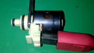 COMO probar un SOLENOIDE o solenoide de caja o transmision AUTOMÁTICA 4r75w Ford [upl. by Nabru]