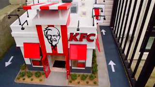 THE SMALLEST KFC IN THE WORLD BIG VS SMALL KFC [upl. by Harmonie848]