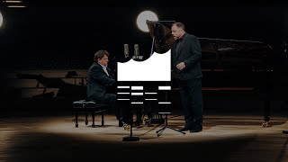 Matthias Goerne singt »An den Mond« von Johannes Brahms  Elbphilharmonie [upl. by Aihppa]