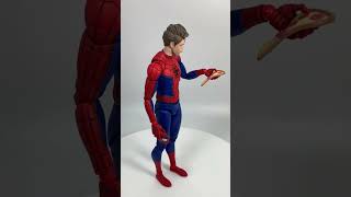 Posing Peter B Parker Mafex spiderman [upl. by Bruell]