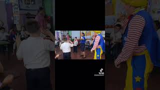 Juego divertido organizaciondeeventos niños [upl. by Murvyn]