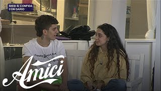 Amici 21  Sissi si confida con Dario [upl. by Jezabel]