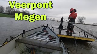 Een lierdraad aan de gierinstallatie maken voor het inkorten voor het hoge water [upl. by Taddeusz]