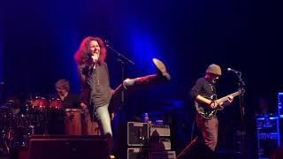 EDIE BRICKELL amp NEW BOHEMIANS  “What I Am” 102218 [upl. by Lauritz]