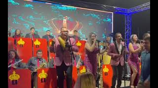 Orquesta La Inmensa Mix en Vivo de Clásicos Colombianos [upl. by Haelak8]