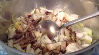 Faire une salade dendives au miel  Recette salade dendive [upl. by Llenahc]