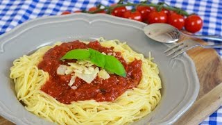 BESTE Pasta mit Tomatensauce Schnellste und einfachste Tomatensauce der Welt [upl. by Suilenrac]