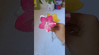 Plastic wrap വെച്ച് flowers ഉണ്ടാക്കാം  VcanCraft [upl. by Feucht363]