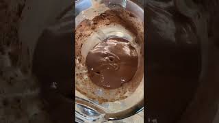 Recette de mes ptits flans kaki chocolat seulement deux ingrédients  super bonne et plutôt healthy [upl. by Colene496]