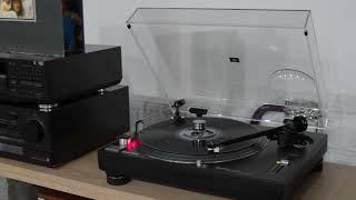 Technics SL1210 MK2 turntable [upl. by Center712]