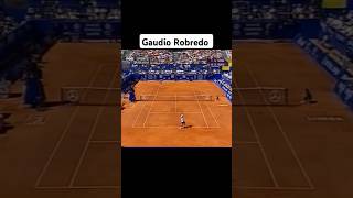 Revés y Volea de Gato Gaudio vs Robredo en Estoril 2005 final tennis atp tenisbackhand forehand [upl. by Erinn]