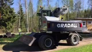 Gradall XL3300 [upl. by Ellednek]