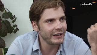 DANIEL BRÜHL verrät erste Details zu seiner Rolle als NIKI LAUDA [upl. by Downs928]