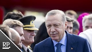 Erdogan beginnt heftig kritisierten Staatsbesuch in Deutschland [upl. by Narf]