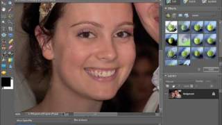 Photoshop Elements 7 Tutorial  whiten teeth tool [upl. by Gregrory]