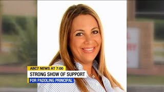 Clewiston community stands up for principal who paddled 1st grader [upl. by Caraviello]