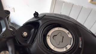 Bagster tank cover XSR 125 fitting [upl. by Itoc]