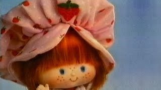 Strawberry Shortcake Raspberry Tart Lemon Meringue amp Apricot  from Kenner Commercial 1981 [upl. by Yrocej]