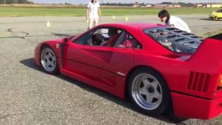 Ferrari F40 accelerazione al cars and coffee di Biella [upl. by Ahsinan]