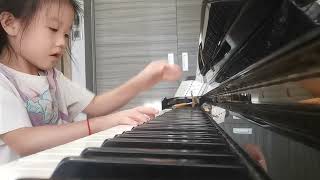 Dussek Sonatina Op 20 No1 1st movement by Selina age 5 [upl. by Elletsirhc294]