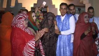 أرجوع أحمد زروق و مامي عرس موريتانيMAMI AHMED part1 [upl. by Brelje201]