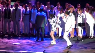 Giorgia  quotÈ lamore che contaquot con il Coro SATampB live  Arena di Verona 20120914 [upl. by Ttik]