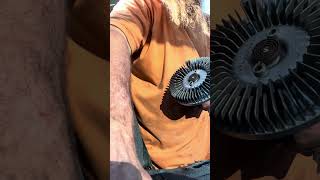 Failed fan clutch chevy mechanic sbc [upl. by Attiuqihc253]