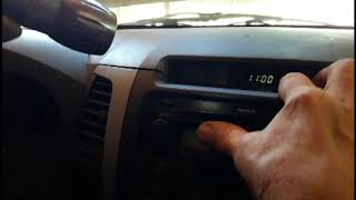 Programar levanta vidrios y reloj de Toyota Hilux en Español [upl. by Hailat561]