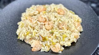 Un RISOTTO AUX CREVETTES à l’ancienne 🍚 Recette de Mami 👵🏻 [upl. by Annekcm]