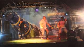 A WHITEMAN DANCING SKELEWU ON STAGE AT THE LAGOS COUNTDOWN STAR BEER VILLAGE [upl. by Eciral]