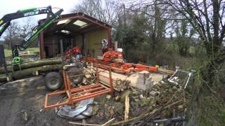 Woodmizer LT20 Cutting Sweet Chestnut [upl. by Whiteley]