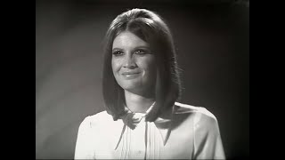 Sandie Shaw  Monsieur Dupont Top Of The Pops 1969  stereo [upl. by Weidner929]