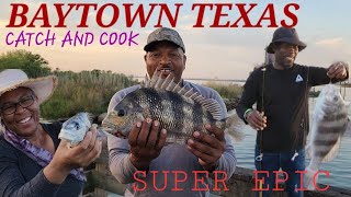 Fishing at Baytown Nature Center Park Texas Catch and cook [upl. by Sirtimed]