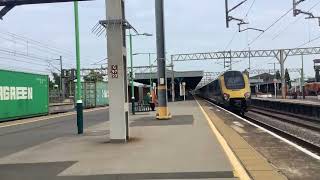 Avanti west coast class 221 pass by at Nuneaton [upl. by Notnil26]