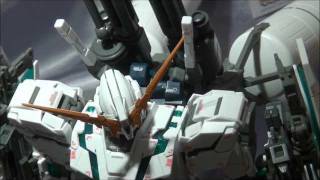 MG Full Armor Unicorn amp Base Jaber on display フルアーマーユニコーンガンダム [upl. by Peer647]