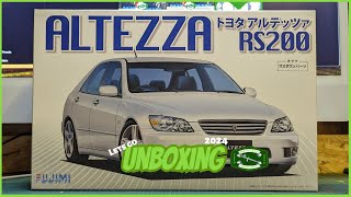 Fujimi  Toyota Altezza RS200  Unboxing [upl. by Okikuy541]