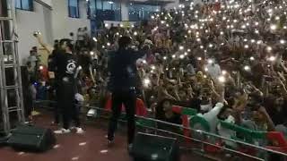 ‪Falak Shabir  IJAZAT  live concert‬ [upl. by Nnylirak]