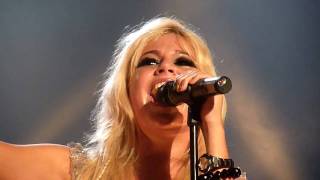 Pixie Lott  Cry me Out Live at HMV Forum 70909 [upl. by Amaj774]