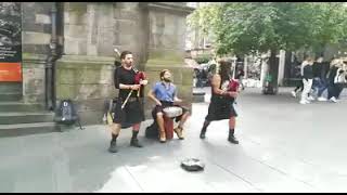 Royal Mile Edimburgo Escocia Galician bagpipe [upl. by Singband]